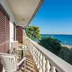 By The Sea - 18590 * Vir